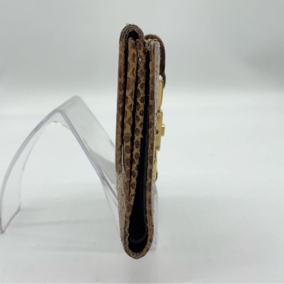 Auth GUCCI 035.0959.2131 Python
Jackie Bifold Brown Wallet - Picture 4 of 16